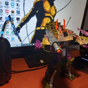 PoP Armada Megatron Leadership class.